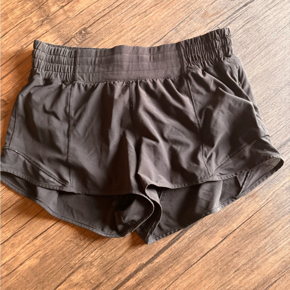 Lululemon Black Hotty Hot Shorts 2.5 inch